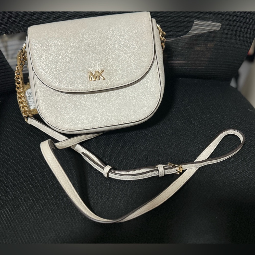 Michael Kors Crossbody & Matching Wallet - Picture 12 of 12